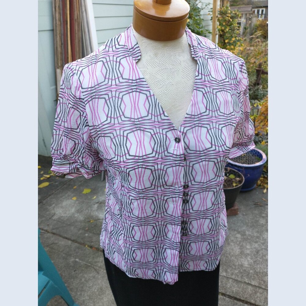 Blouse: Silk, sheer white w/black/pink geometric print. Size 8P - by Jones NY